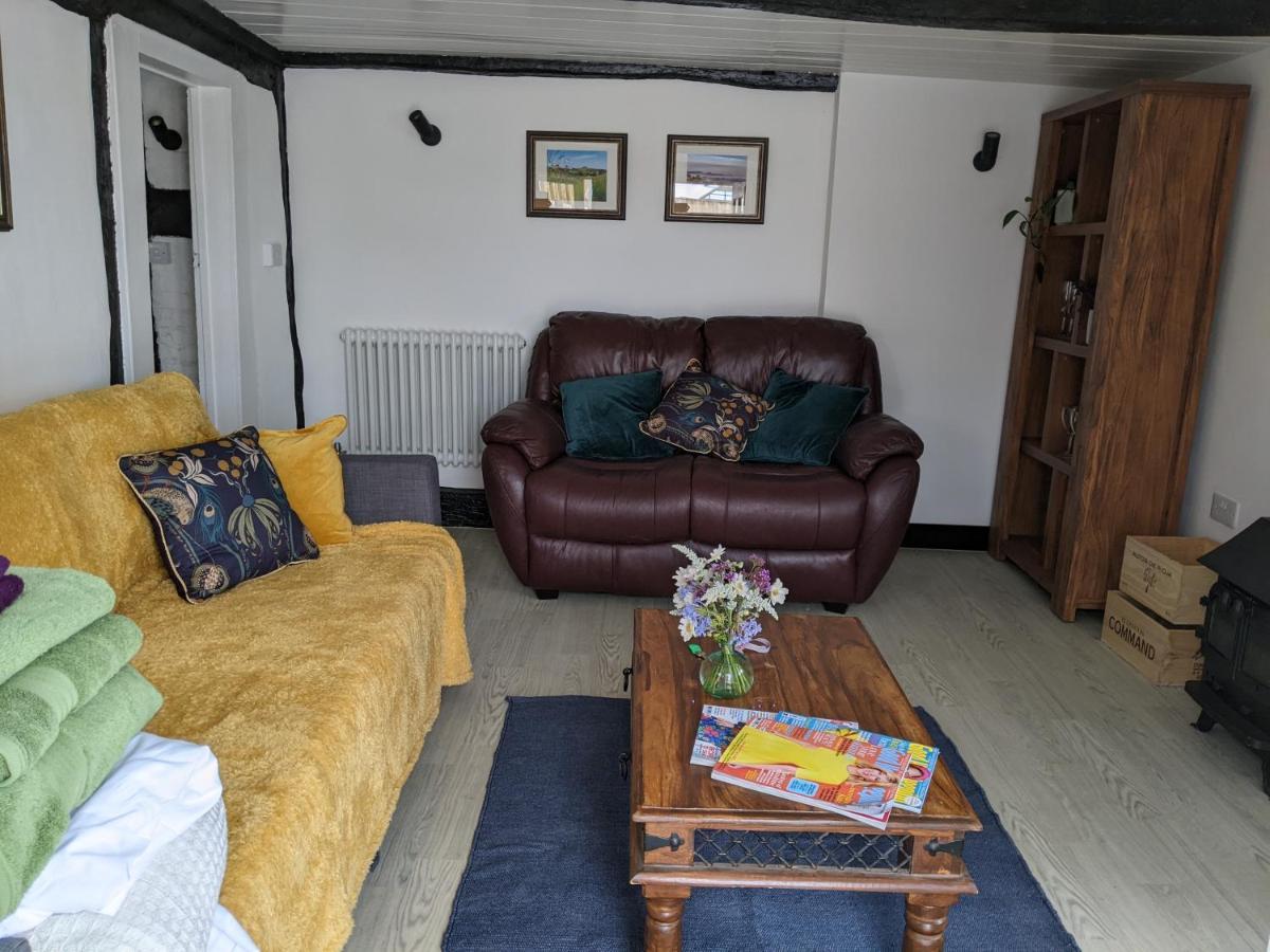 Characterful 2 Bed Cottage, Quiet Village Setting Ashleworth Luaran gambar